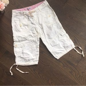 ubfree Capri Shorts